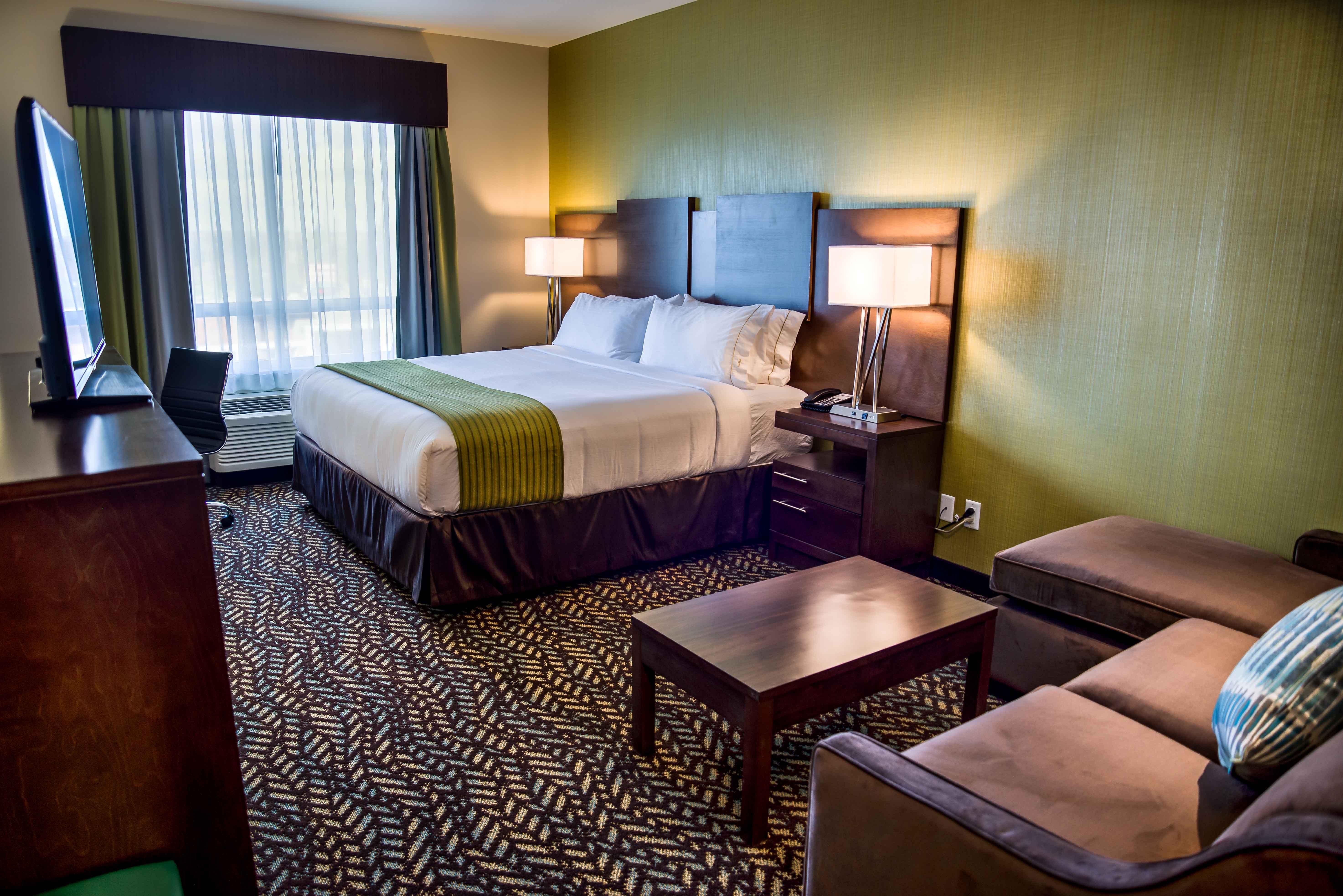 Holiday Inn Express & Suites Spruce Grove - Stony Plain By Ihg Екстер'єр фото