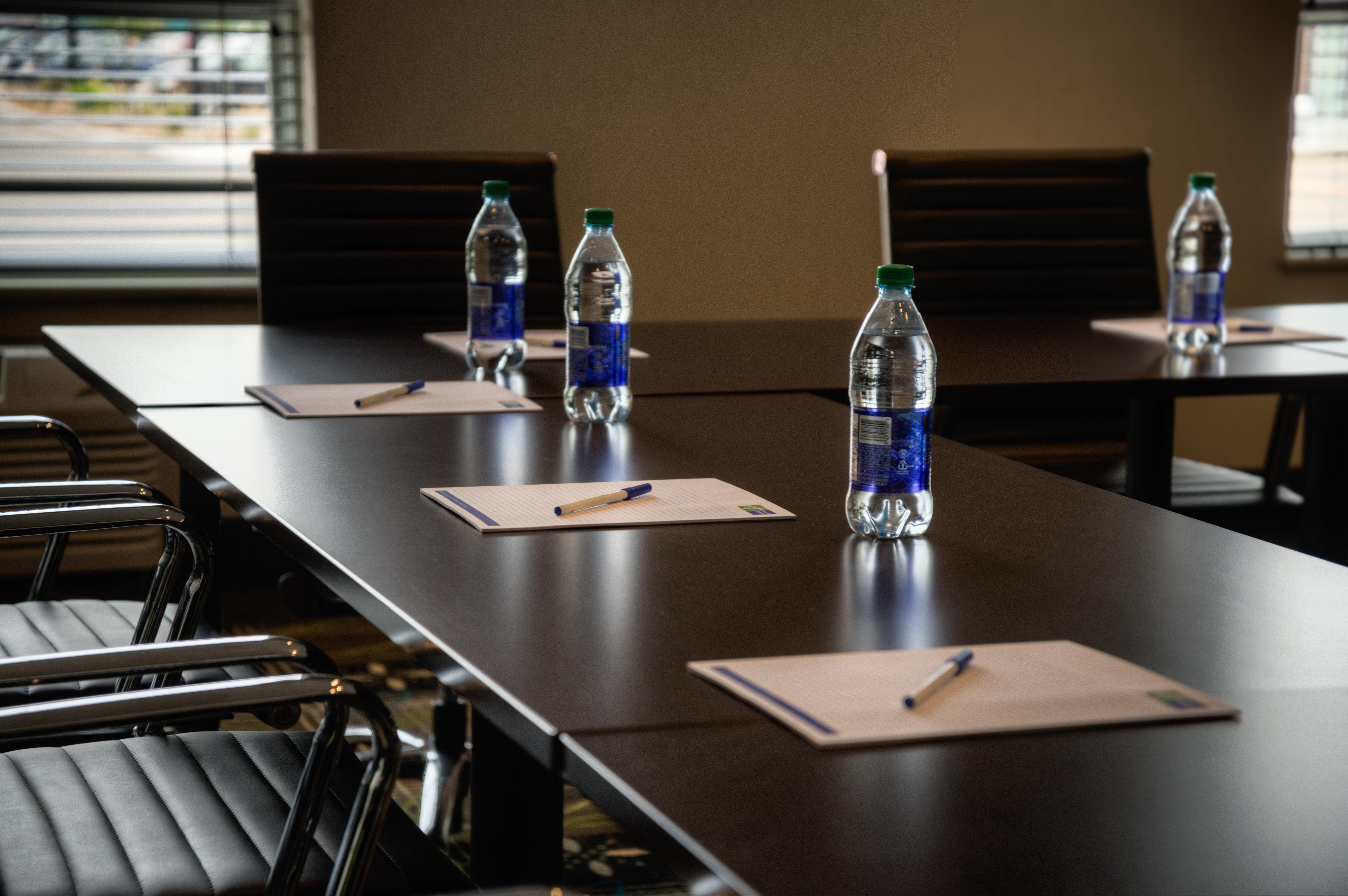 Holiday Inn Express & Suites Spruce Grove - Stony Plain By Ihg Екстер'єр фото