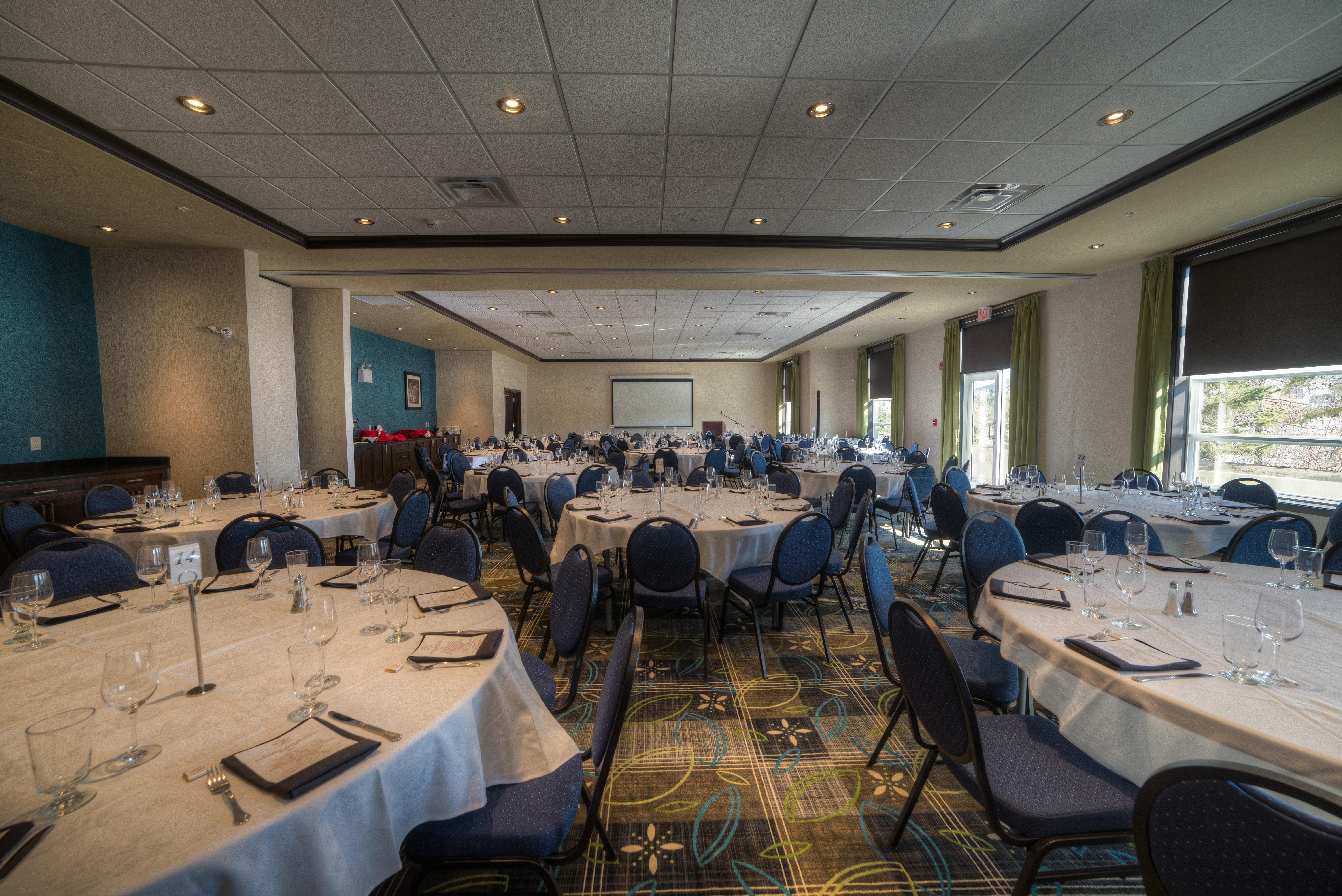 Holiday Inn Express & Suites Spruce Grove - Stony Plain By Ihg Екстер'єр фото