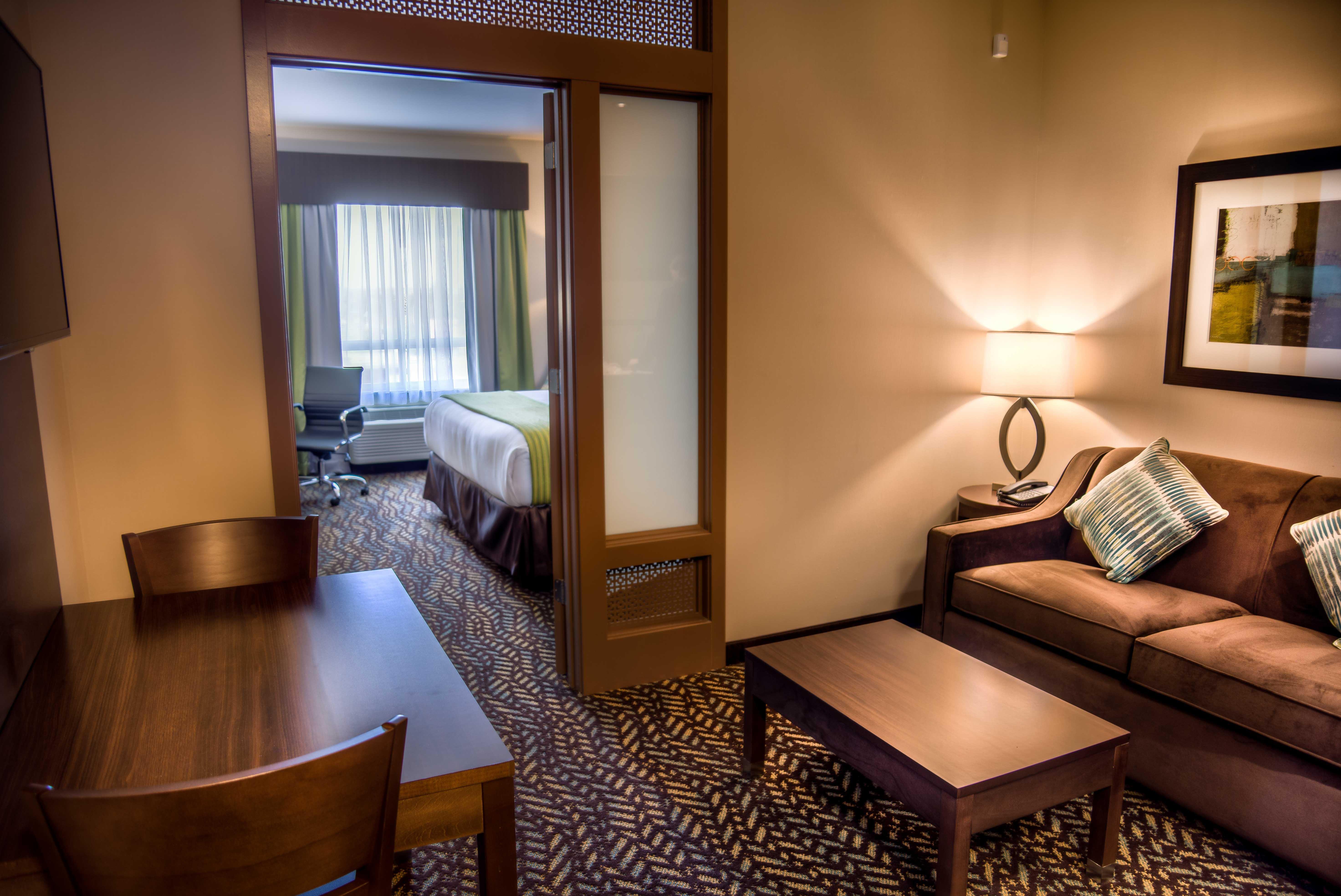 Holiday Inn Express & Suites Spruce Grove - Stony Plain By Ihg Екстер'єр фото
