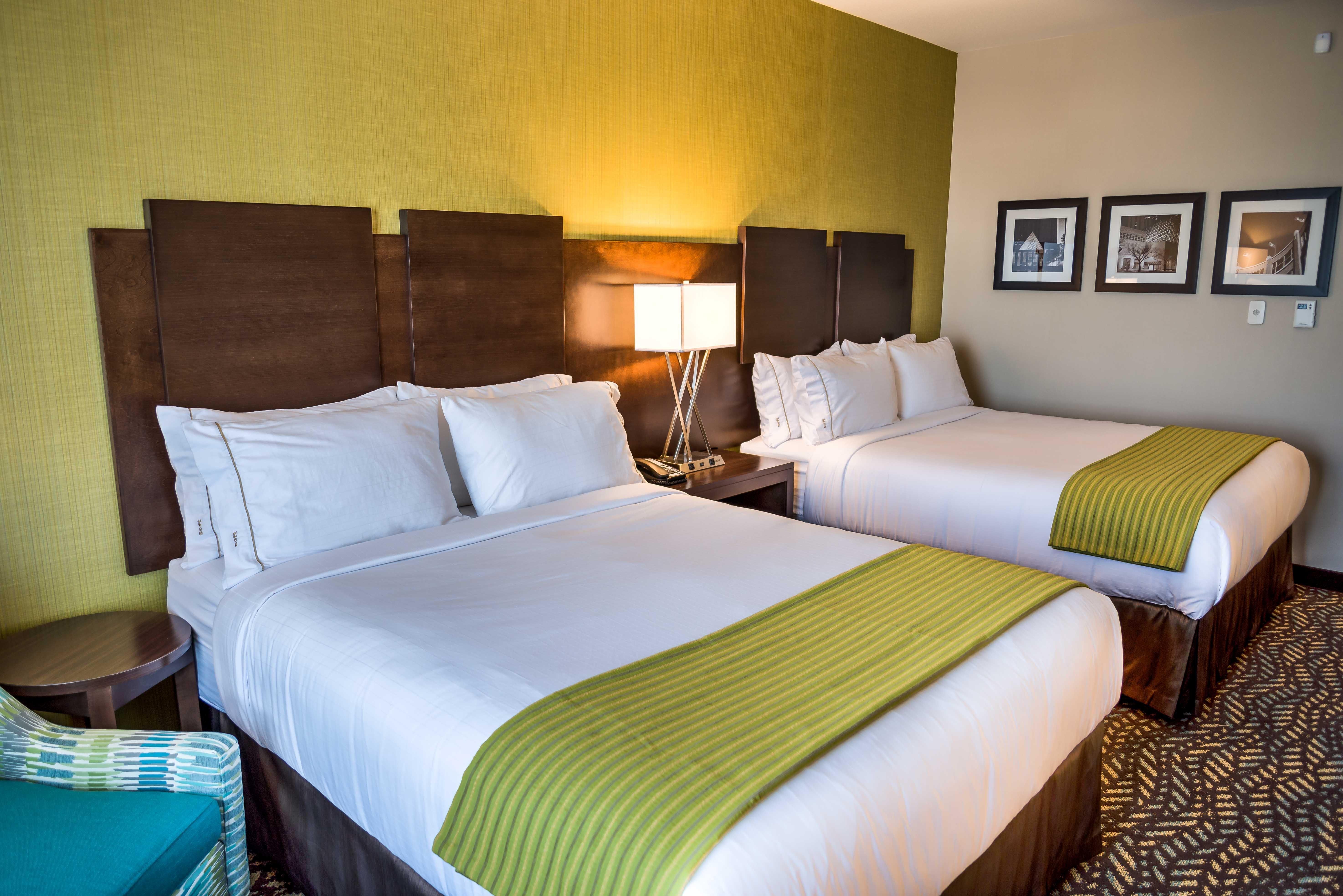 Holiday Inn Express & Suites Spruce Grove - Stony Plain By Ihg Екстер'єр фото