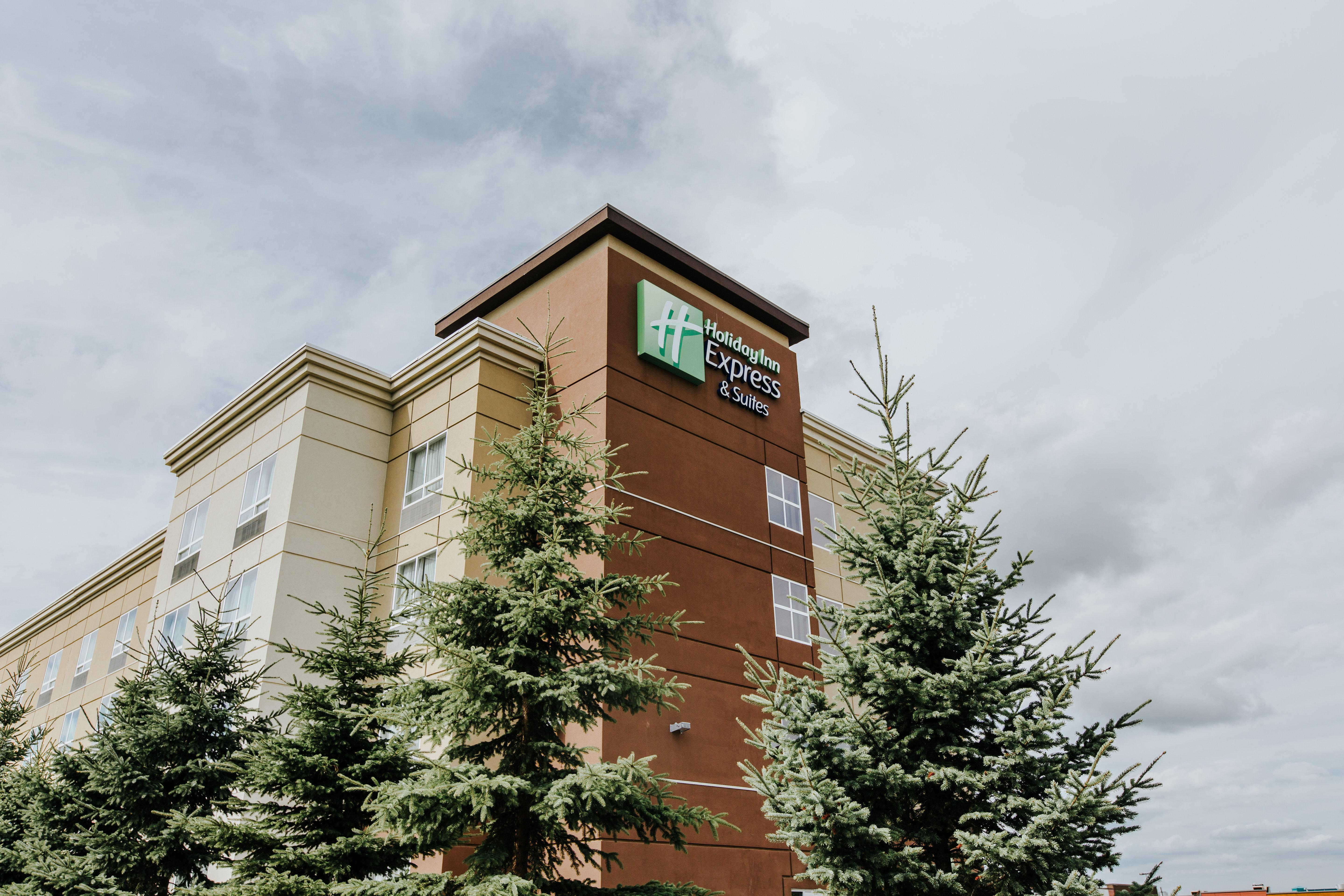 Holiday Inn Express & Suites Spruce Grove - Stony Plain By Ihg Екстер'єр фото