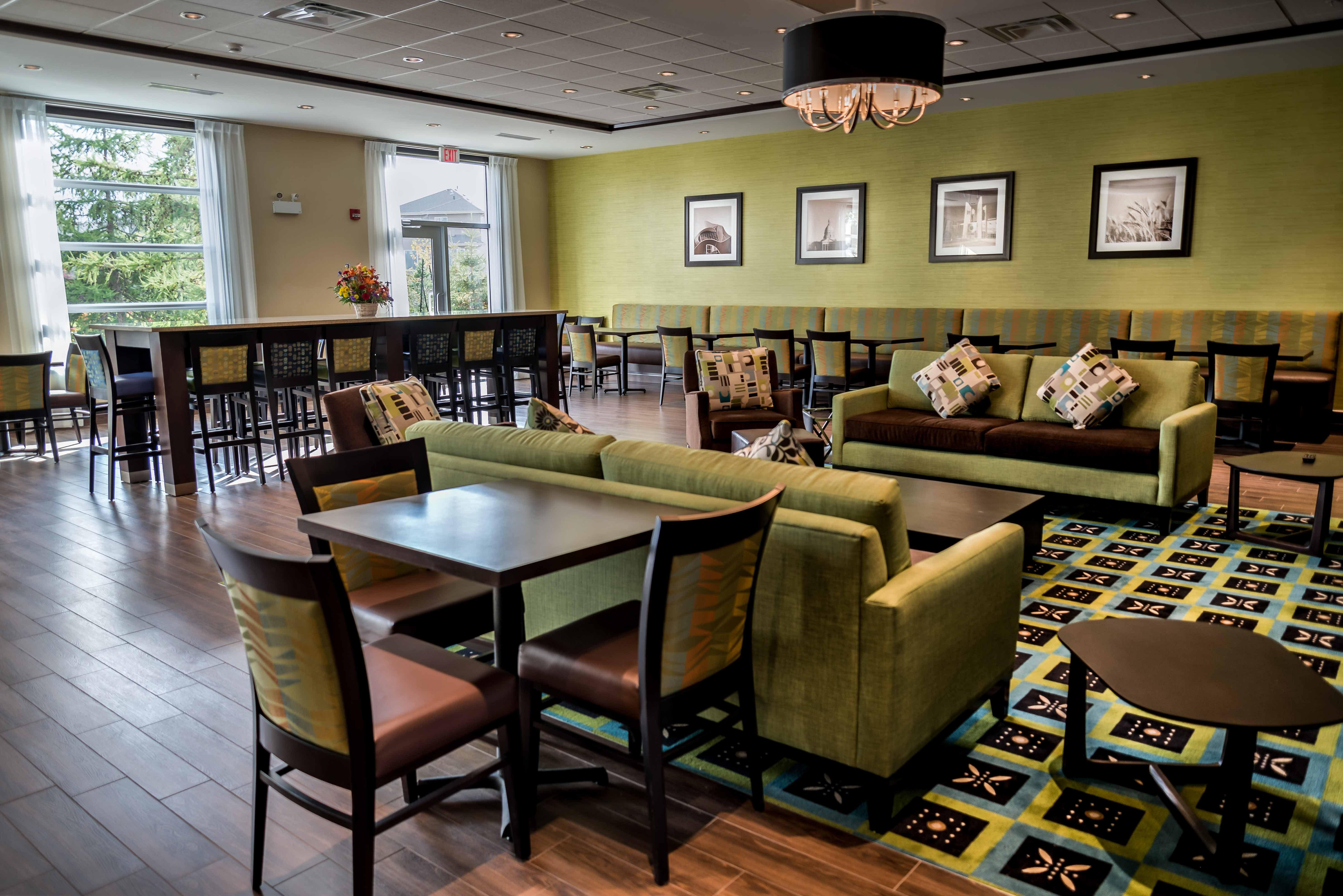 Holiday Inn Express & Suites Spruce Grove - Stony Plain By Ihg Екстер'єр фото